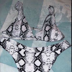 zaful snake print Bikini in size medium